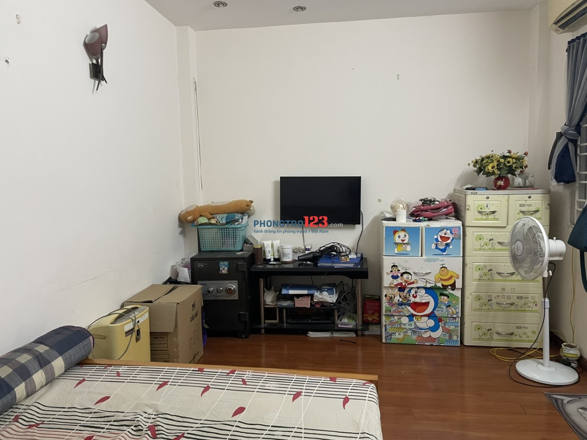 Cho thuê cả nhà 5 tầng tại Ngõ 1295 đường Giải Phóng, Hoàng Mai, Hà Nội