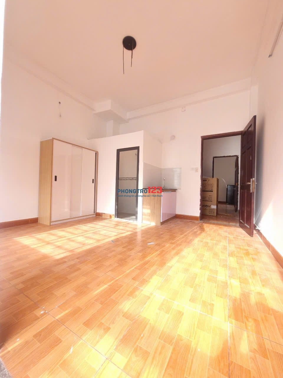 TRỐNG SẴN STUDIO FULL NỘI THẤT CỬA SỔ TRỜI ZÁ CHỈ 3TR5 NGAY CHỢ PHẠM VĂN BẠCH