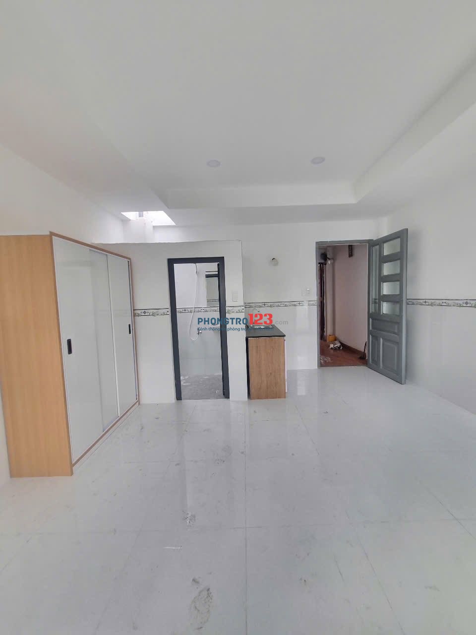 TRỐNG SẴN STUDIO FULL NỘI THẤT CỬA SỔ TRỜI ZÁ CHỈ 3TR5 NGAY CHỢ PHẠM VĂN BẠCH