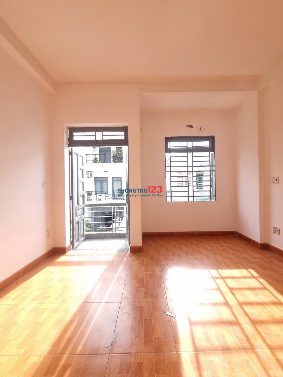 TRỐNG SẴN STUDIO FULL NỘI THẤT CỬA SỔ TRỜI ZÁ CHỈ 3TR5 NGAY CHỢ PHẠM VĂN BẠCH