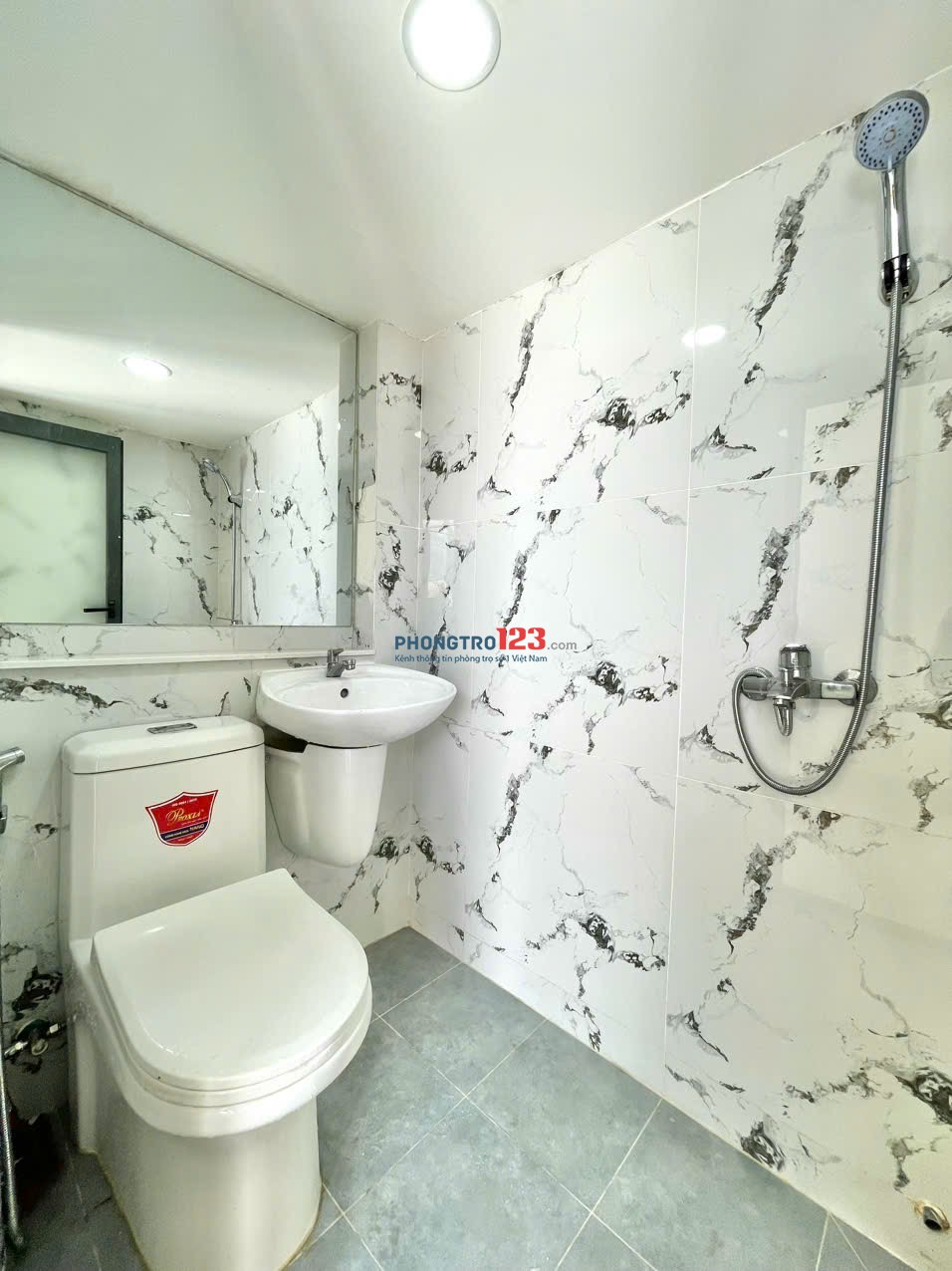 NGAY CHỢ TÂN HƯƠNG, ĐH CÔNG THƯƠNG - STUDIO FULL NỘI THẤT GIÁ HẤP DẪN