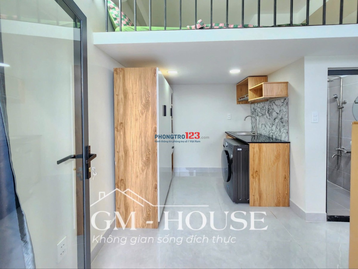 Khai trương Phòng mới có gác cao, Ban công, máy giặt riêng gần Ngã Tư Hàng Xanh gần UEF, Hồng Bàng