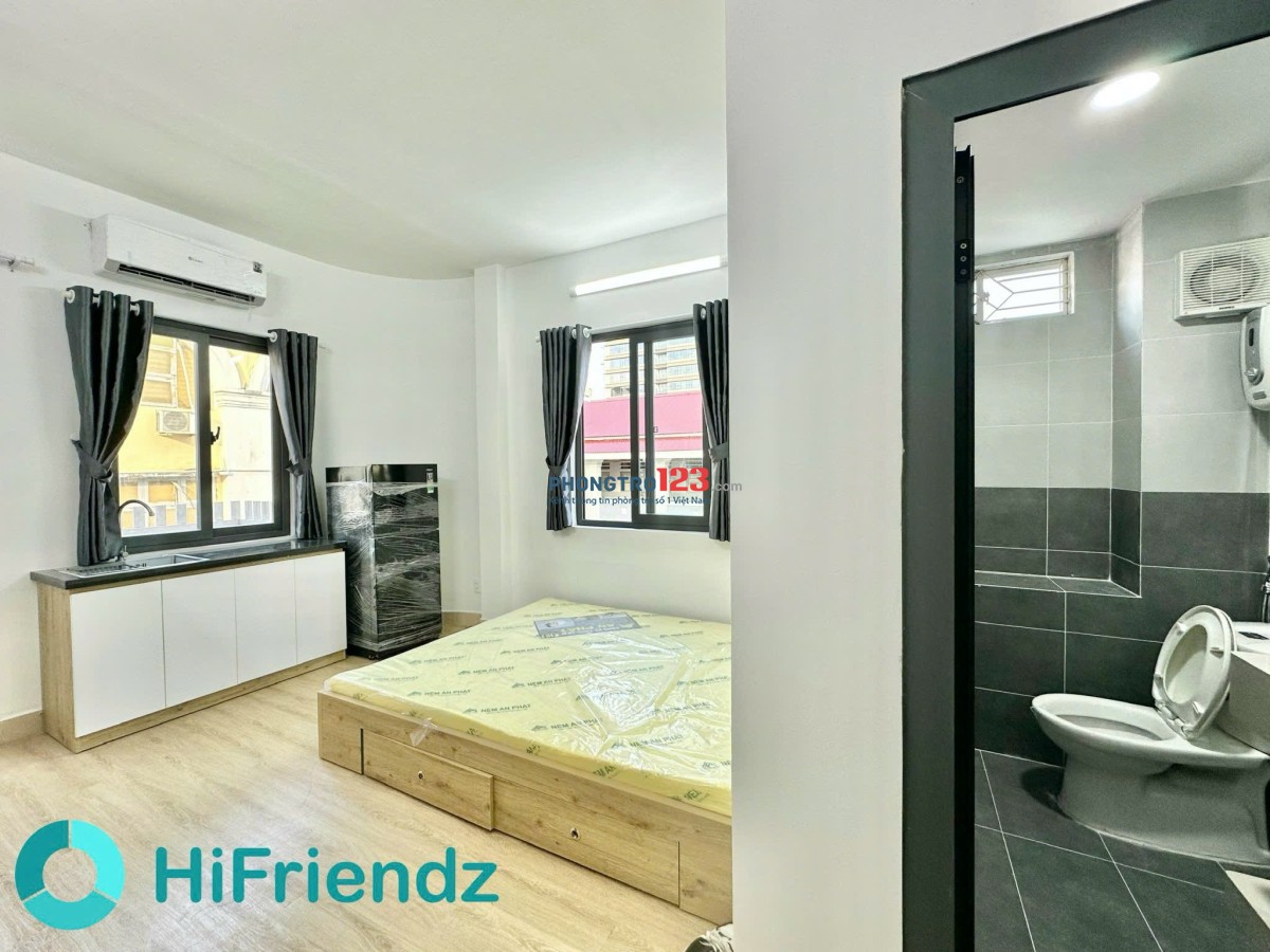 Cho thuê Căn Hộ Ban Công 2 Cửa sổ tại Nguyễn Văn Thủ, Q1, view đẹp, nội thất mới, gần công viên