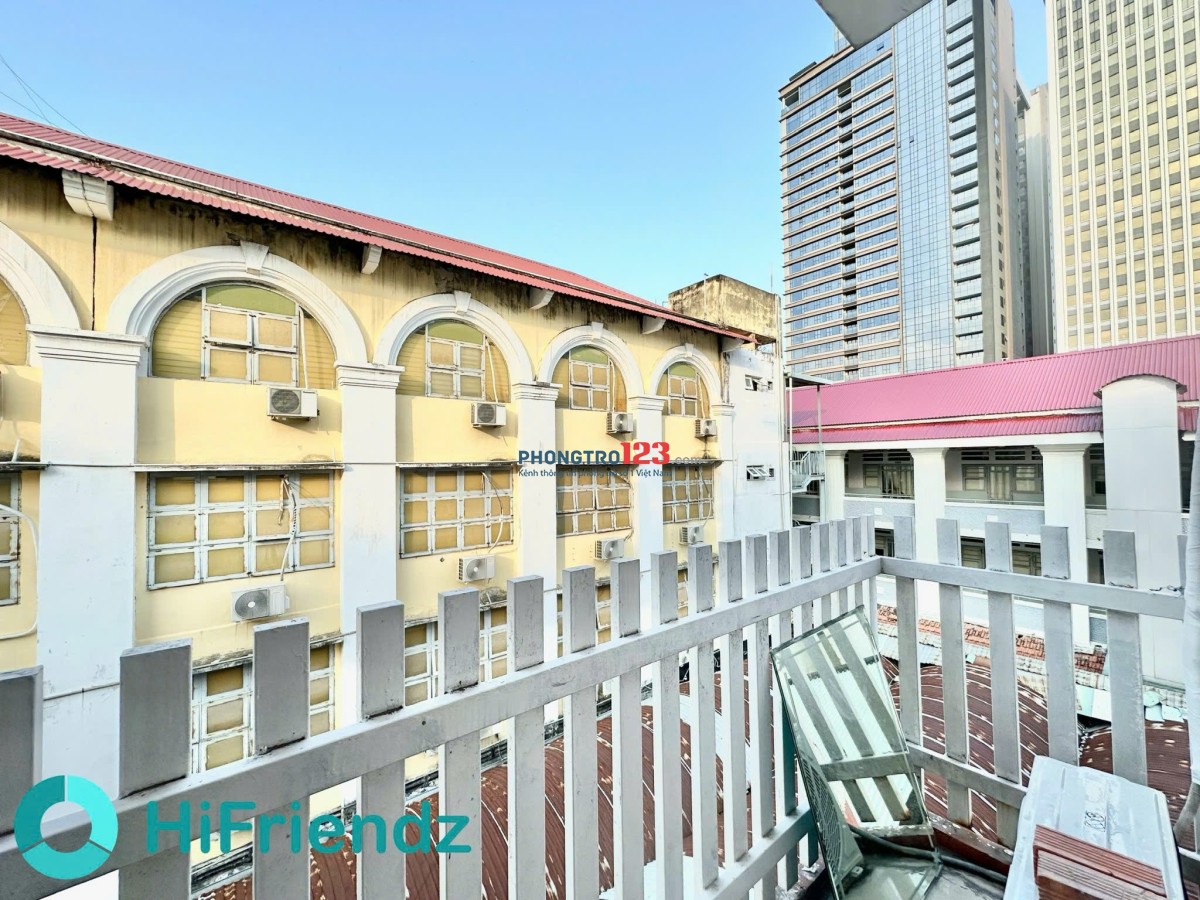 Cho thuê Căn Hộ Ban Công 2 Cửa sổ tại Nguyễn Văn Thủ, Q1, view đẹp, nội thất mới, gần công viên