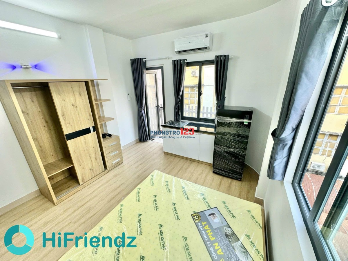 Cho thuê Căn Hộ Ban Công 2 Cửa sổ tại Nguyễn Văn Thủ, Q1, view đẹp, nội thất mới, gần công viên