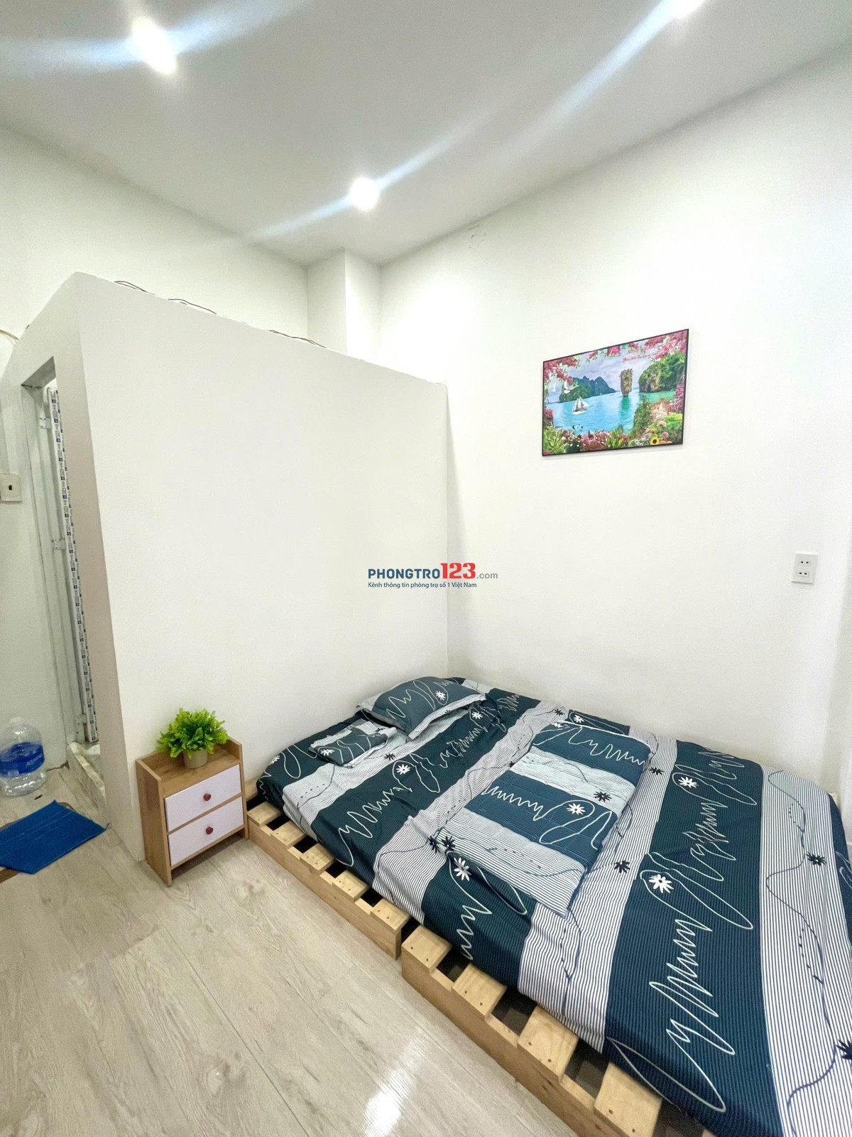 CHO THUÊ PHÒNG BAN CÔNG GIÁ RẺ Ở NGUYỄN TRÃI Q1 GẦN CV 23 THÁNG 9, ngã sáu Phù Đổng