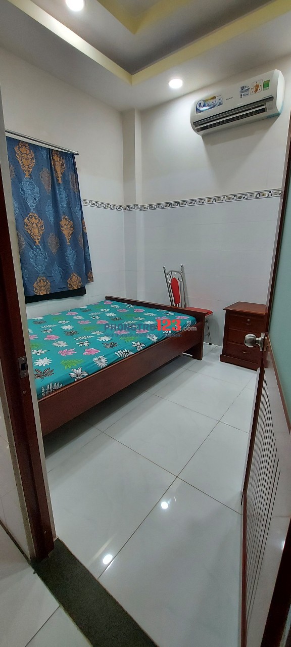 Cho thuê phòng trọ đường Nguyễn văn quá, Quận 12 phòng có máy lạnh