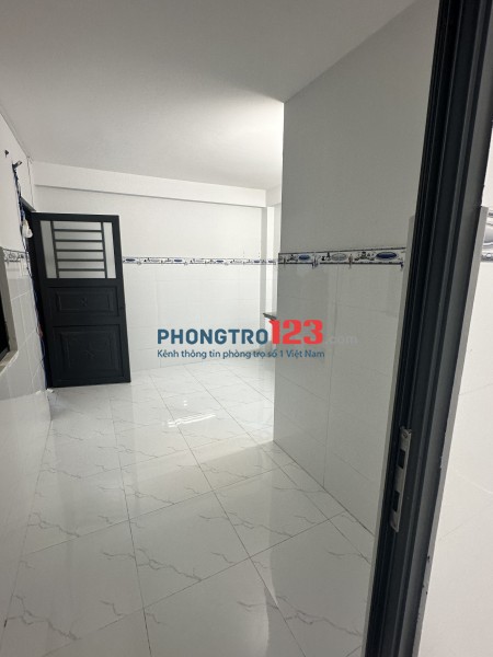 CHO THUÊ PHÒNG TRỌ HẼM 1135 Sạch sẽ thoáng mát phòng mới