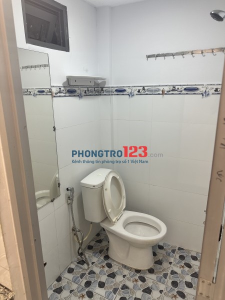 CHO THUÊ PHÒNG TRỌ HẼM 1135 Sạch sẽ thoáng mát phòng mới