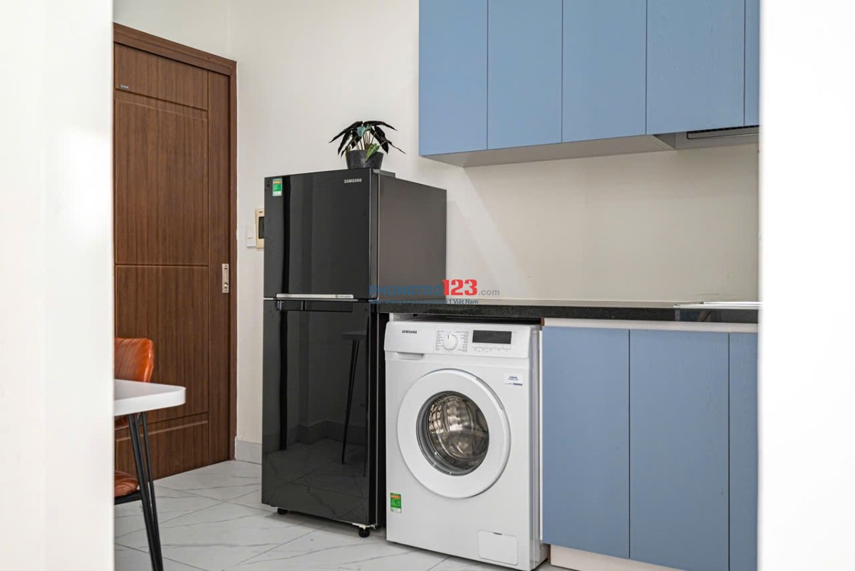 Căn hộ studio full nội thất rộng 40m2 máy giặt riêng gần sân bay tân sơn nhất lăng cha cả tân bình