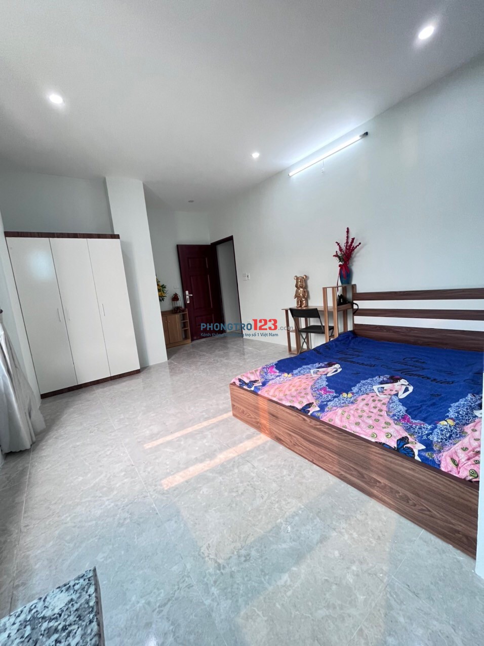 Cho thuê phòng ở khép kín mặt phố Bà Triệu, Hà Đông