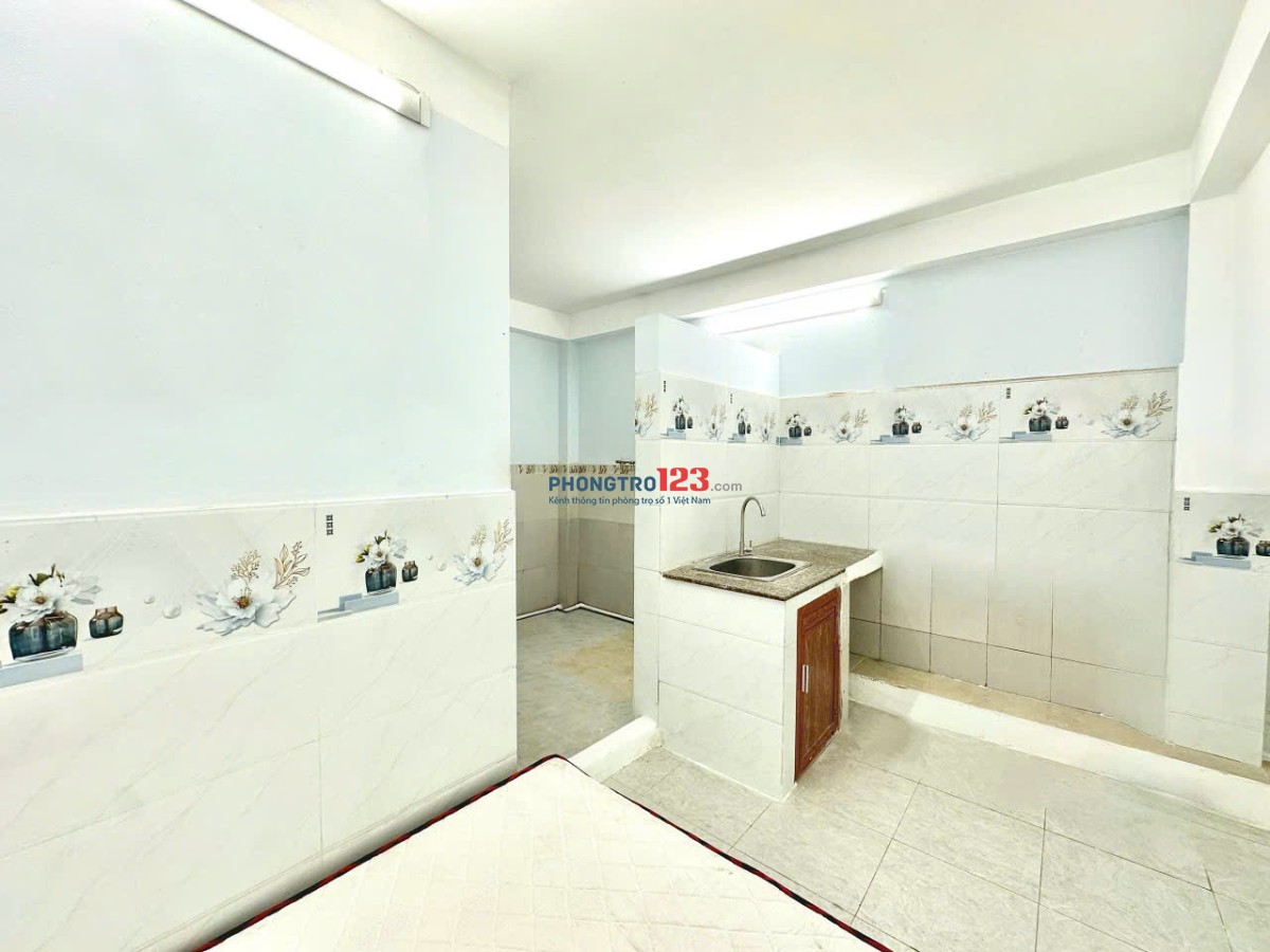 PHÒNG TRỆT 2TR8 – CÓ MÁY LẠNH – RỘNG THOÁNG Q7