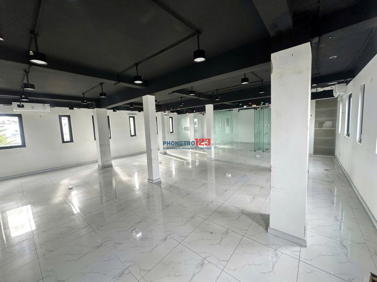CHO THUÊ VĂN PHÒNG TẦNG 2 ĐẲNG CẤP HOÀNG DIỆU, QUẬN 4 - 131M² TRÀN NGẬP ÁNH SÁNG & CÂY XANH