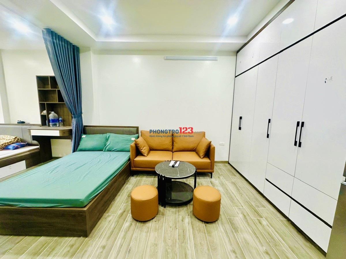 SOS! Phòng đẹp giá rẻ, full nội thất, 3,5k/số điện, 35k/m3 nước, nhận xe điện phố Cầu Giấy