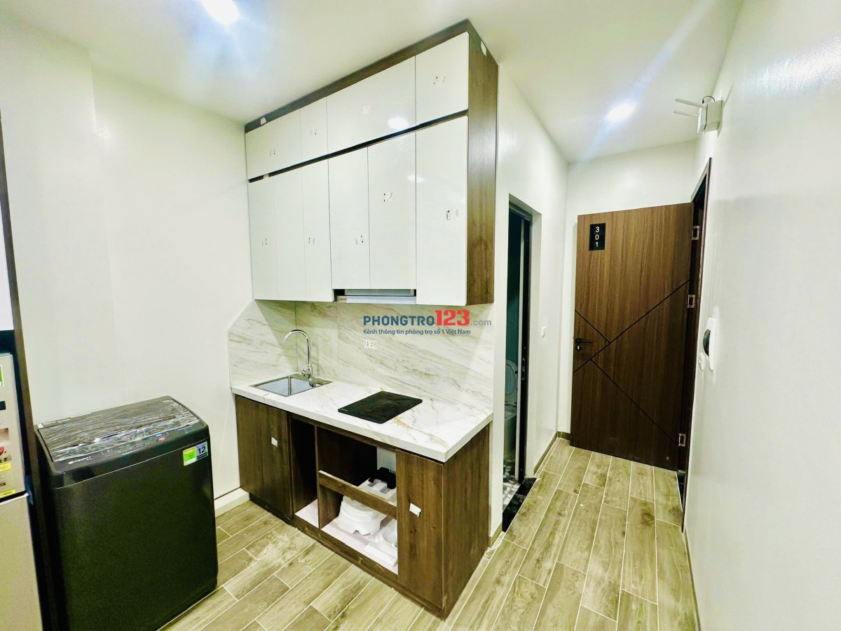 SOS! Phòng đẹp giá rẻ, full nội thất, 3,5k/số điện, 35k/m3 nước, nhận xe điện phố Cầu Giấy