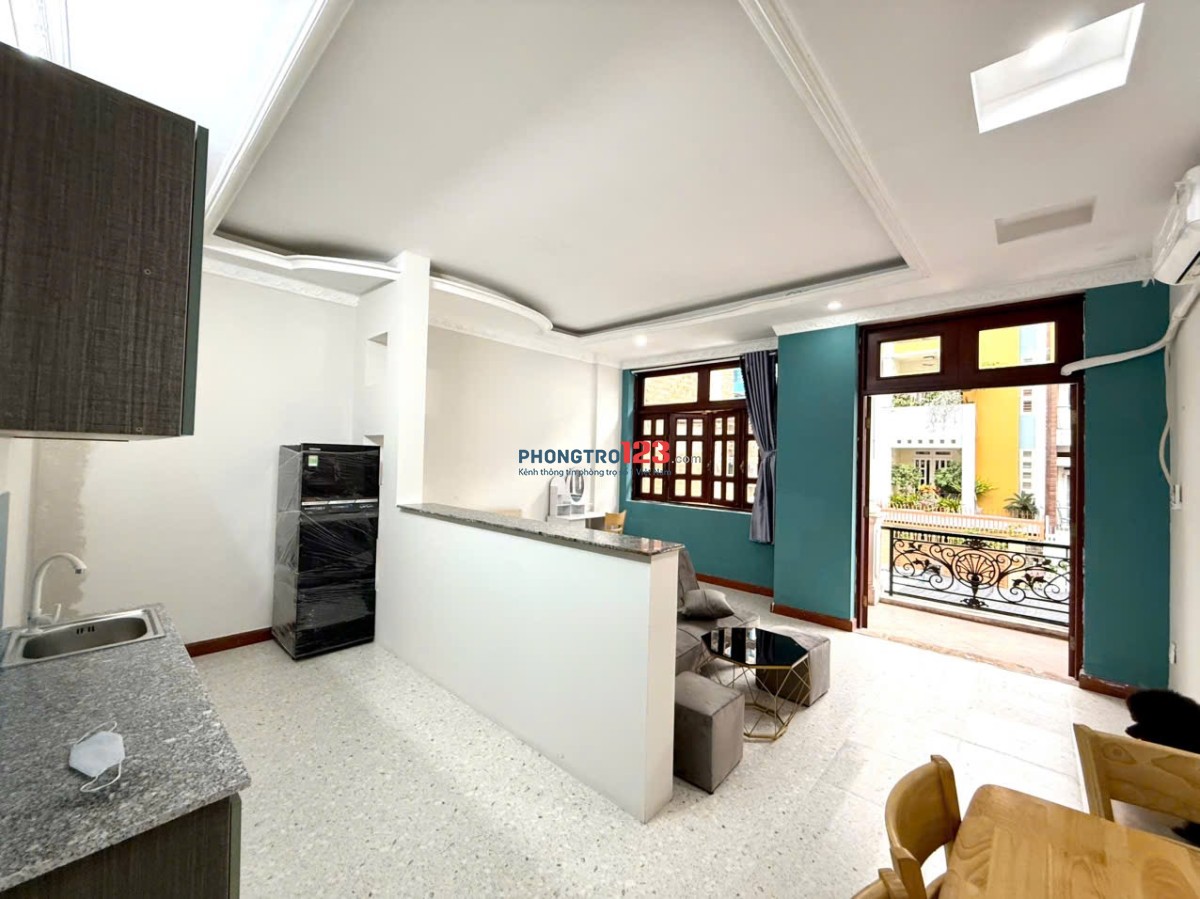 Căn Studio Ban Công Rộng – Full Nội Thất – Đường Bạch Đằng, Tân Bình