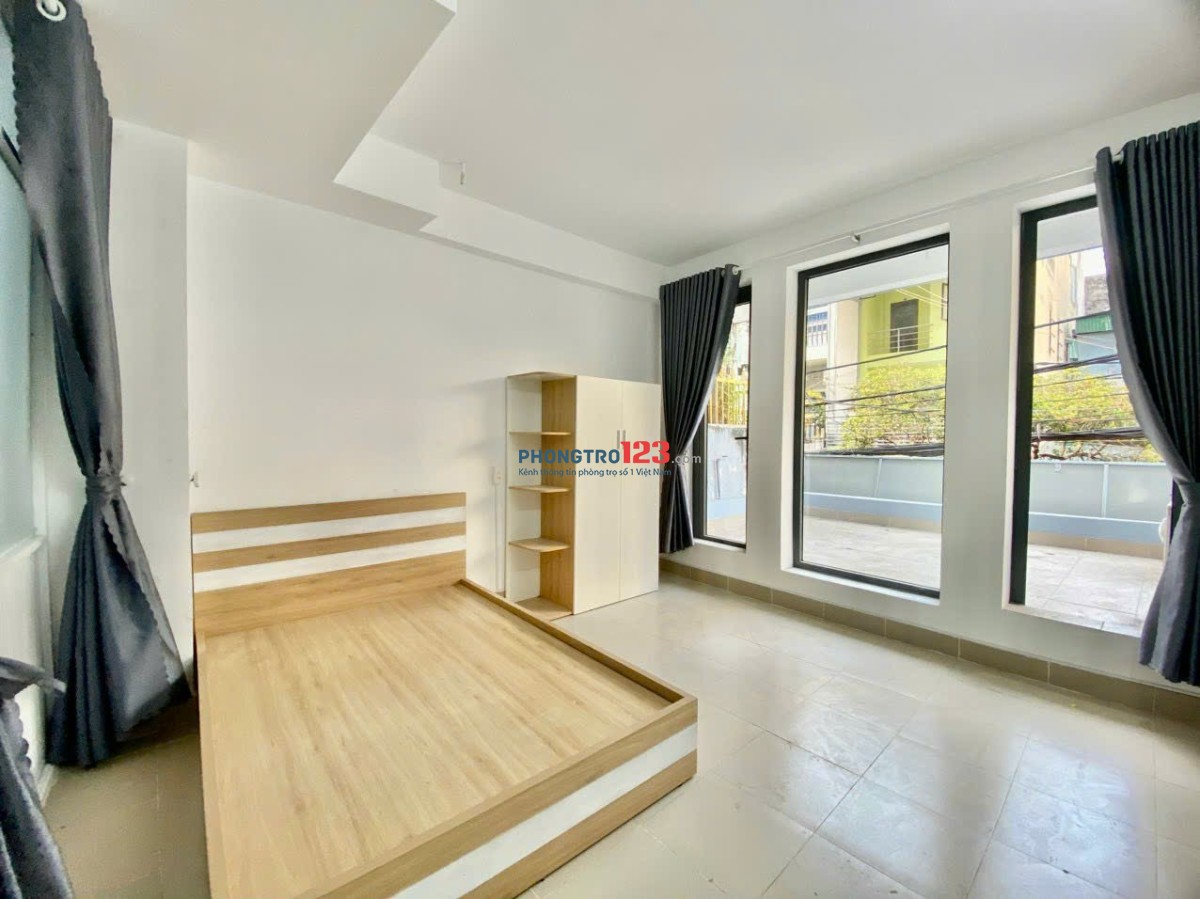 Cho Thuê Căn Hộ 1 Phòng Ngủ Full Nội Thất – Ban Công Rộng – Tách Bếp – Gần Etown & Sân Bay
