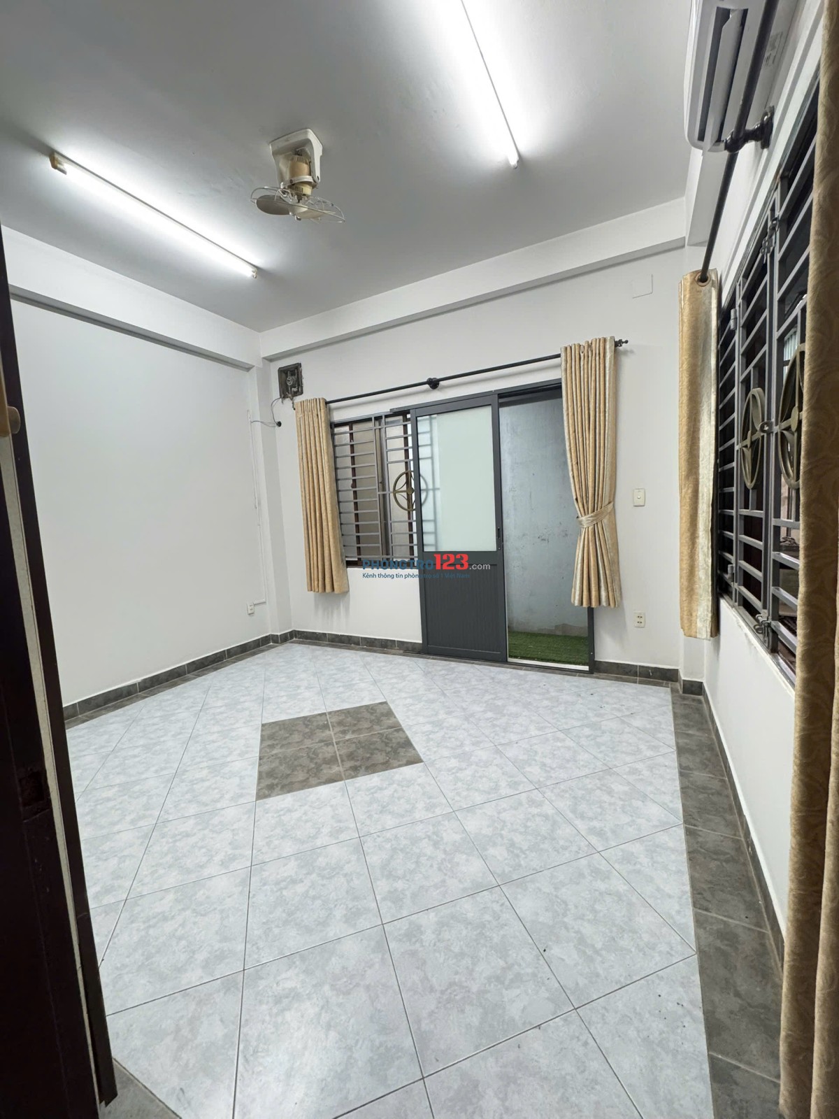 CHO THUÊ PHÒNG MẶT TIỀN CAO LỖ KẾ BÊN AEON MAIL QUẬN 8