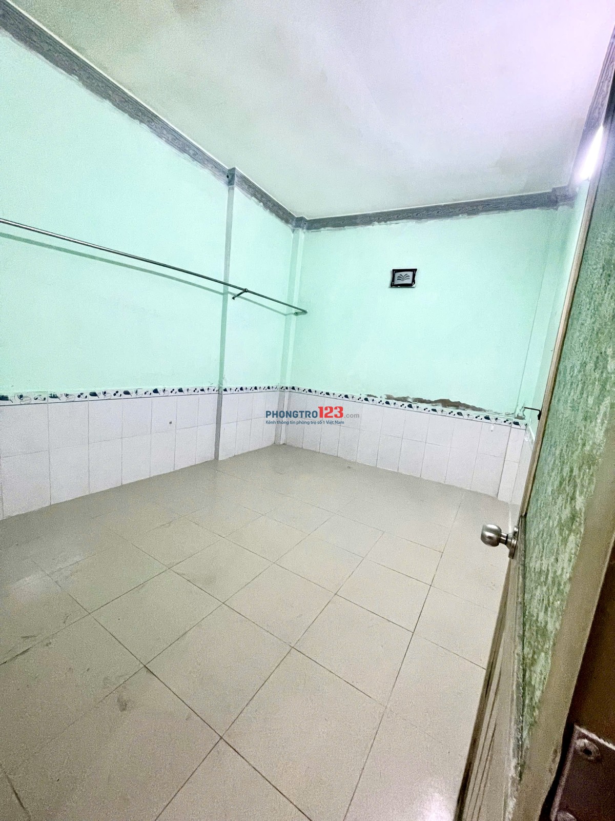 Cho thuê các phòng giá từ 2,7tr - 3,2tr - 3,5tr