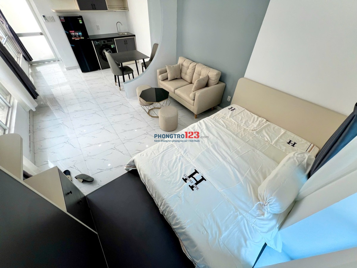 Căn hộ studio ban công máy giặt riêng rộng 40m2 gần ngã tư bảy hiên bệnh thống nhất quận tân bình
