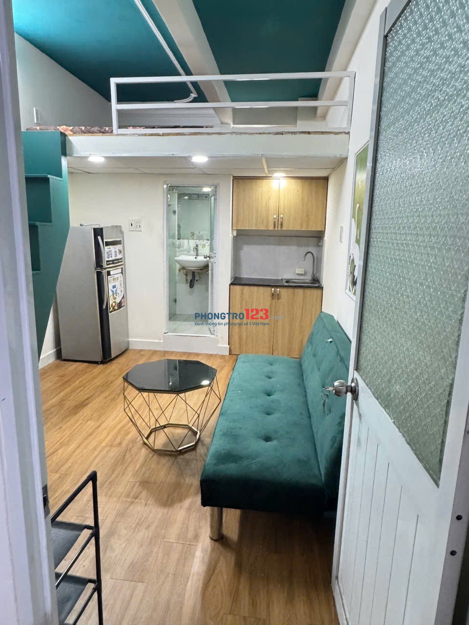 Phòng đường 3/2 điện đại học hành chính, ueh