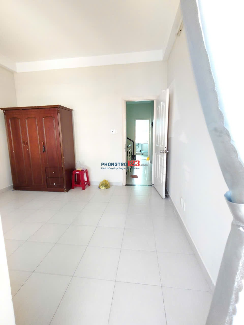 Phòng Trọ Dành Cho Nữ đường Bạch Đằng gần ngã 4 Hàng Xanh