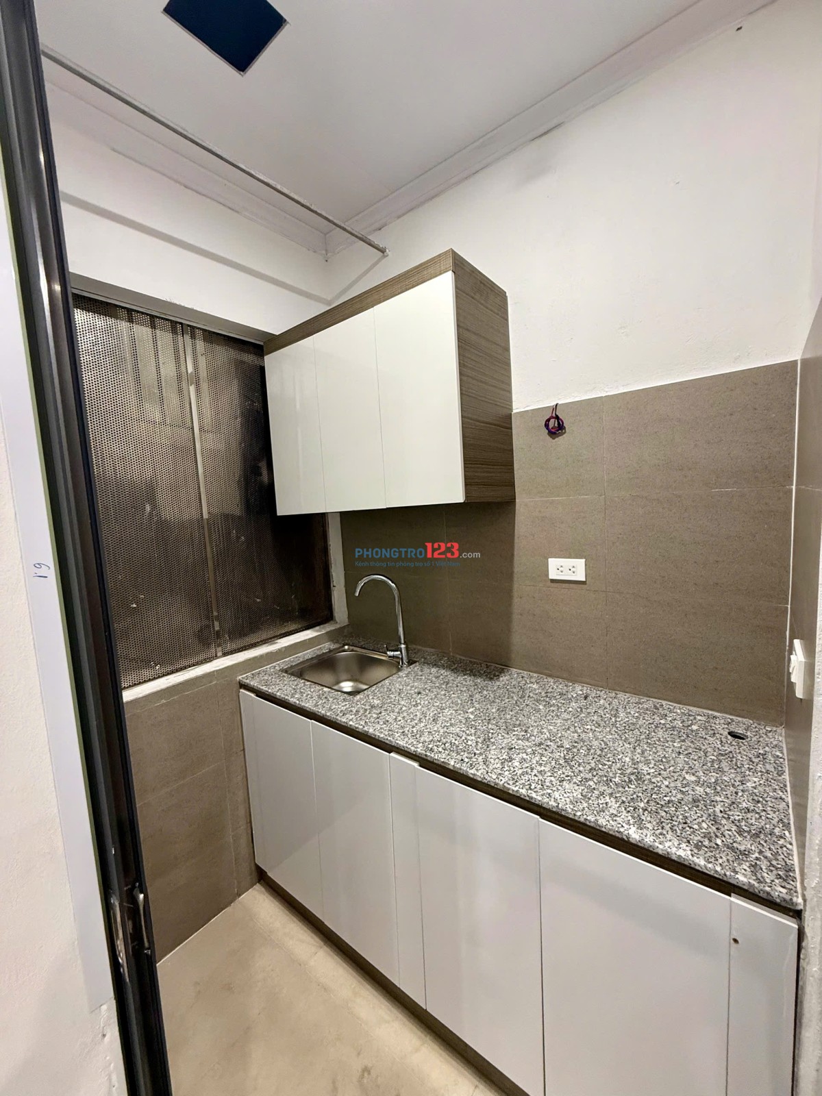 Cho thuê nhà 5A, ngách 58/5 Trần Bình, dân trí tuyệt vời, 5tr5