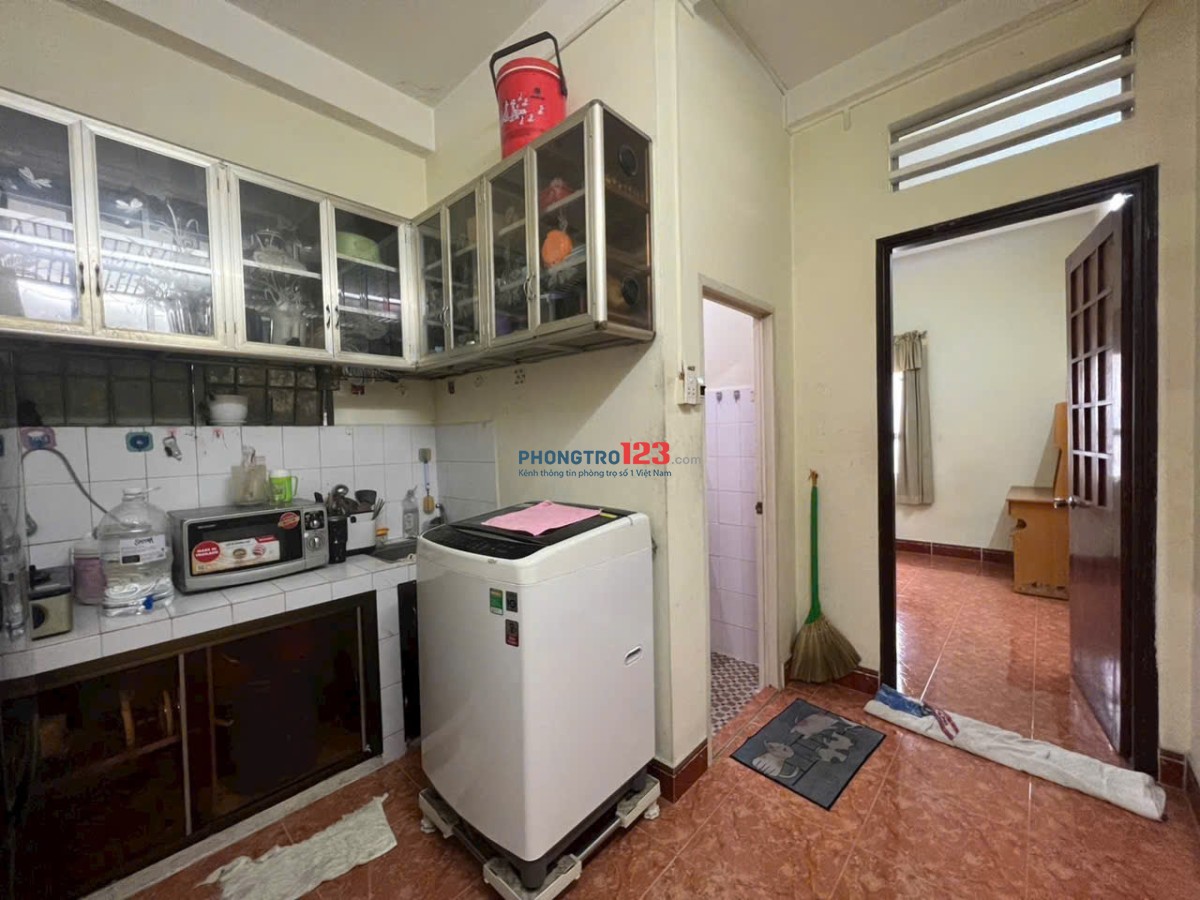 Căn hộ 2p ngủ Bàu cát,Tân BÌnh giá 8,5tr, có NTCB