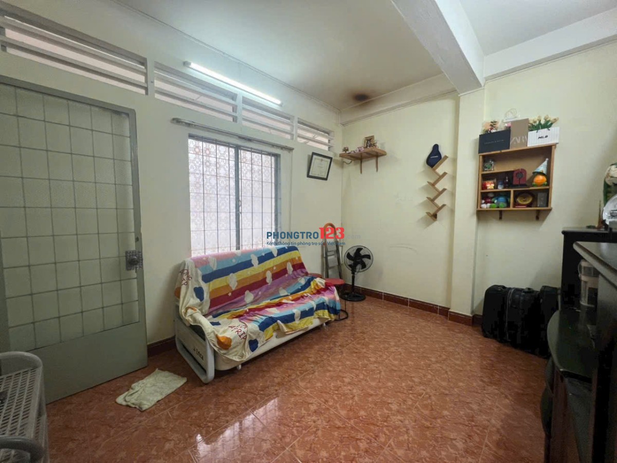 Căn hộ 2p ngủ Bàu cát,Tân BÌnh giá 8,5tr, có NTCB