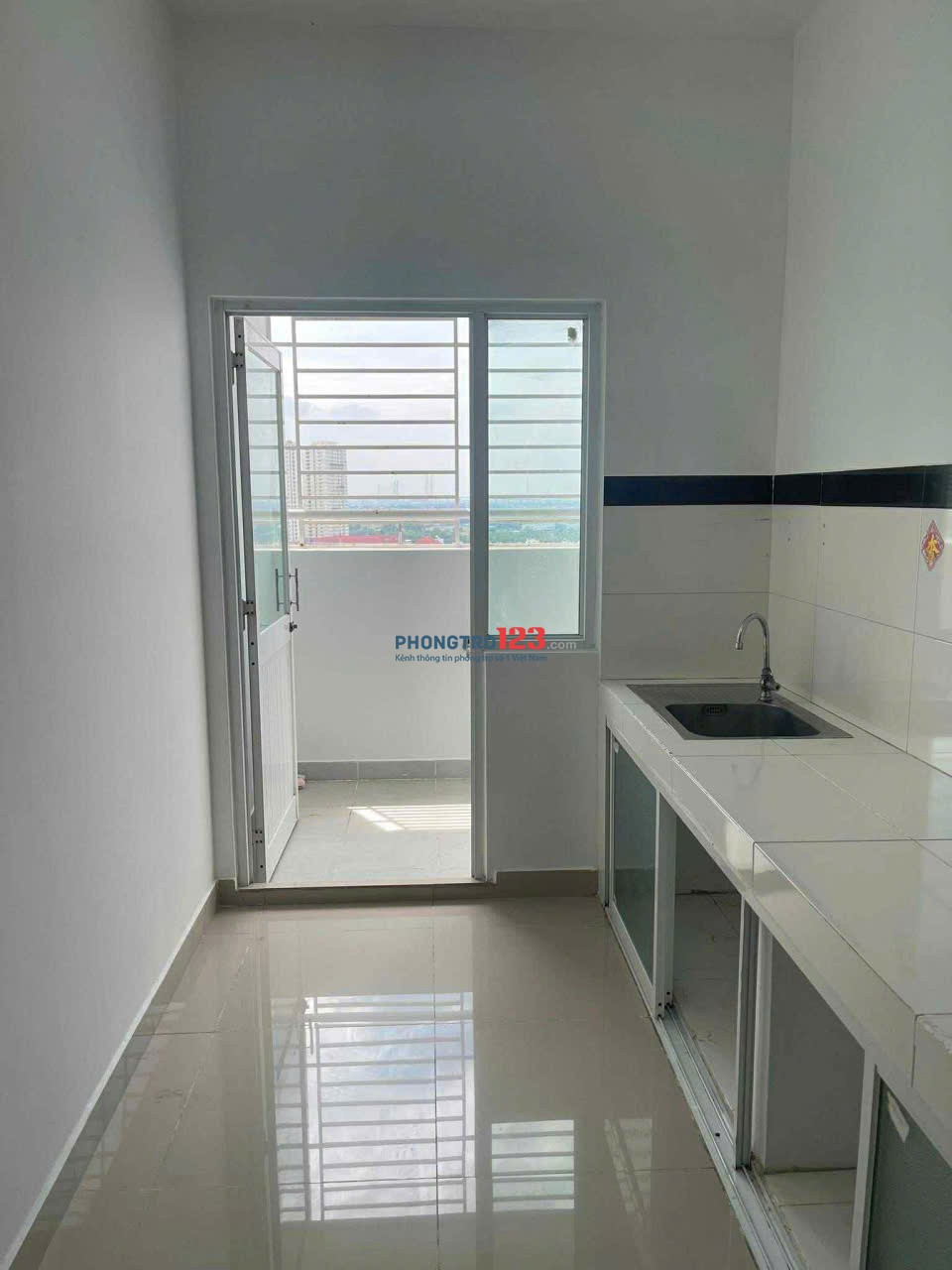 Saigon Tower, Thoại Ngọc Hầu, Tân Phú căn 2p ngủ giá 8tr