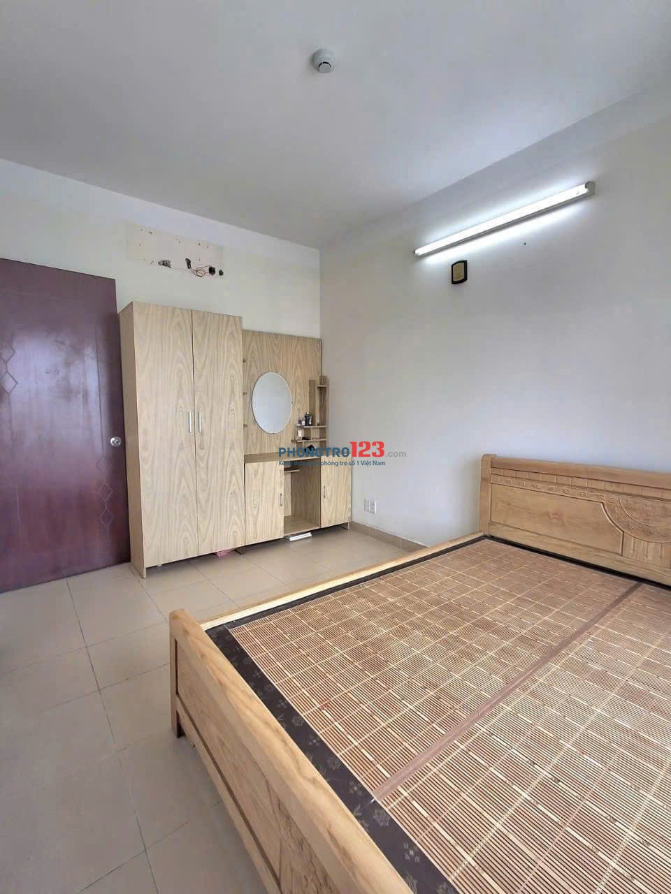 Cho thuê CC Khang Gia, Đường 45, P14 Gò Vấp: 65m2, 2PN, 2WC, 6tr5