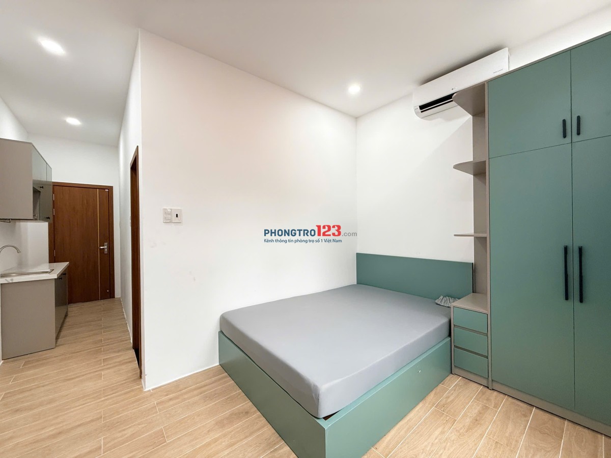 Căn Studio Full Nội Thất – Cửa Sổ Trời, Tách Bếp