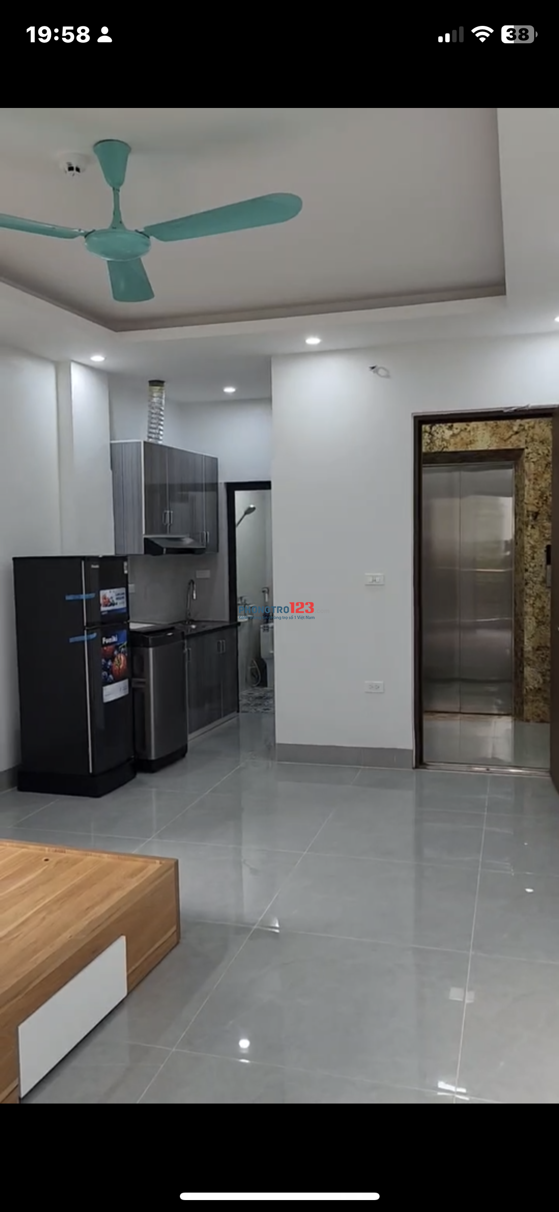 Cho thuê phòng ở tầng 3 khép kín