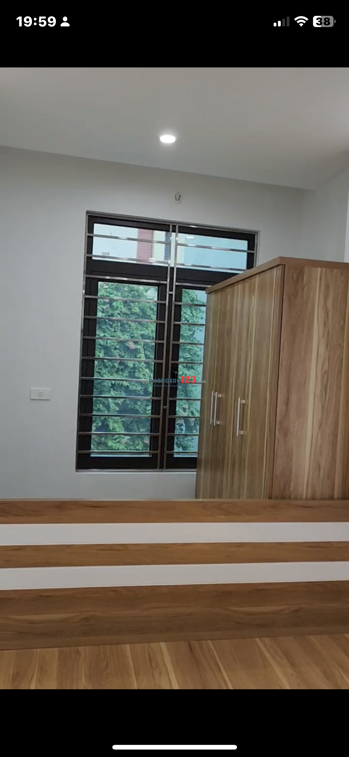 Cho thuê phòng ở tầng 3 khép kín