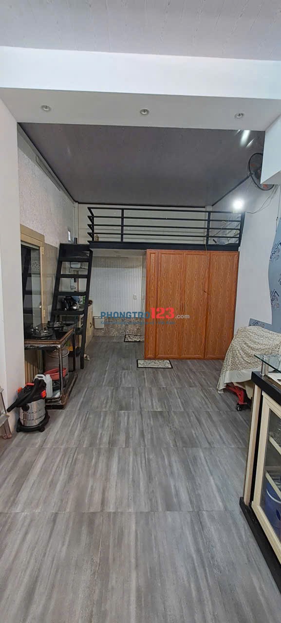 PHÒNG TRỌ RIÊNG BIỆT 25M2 MẶT TIỀN HẺM THOÁNG MÁT