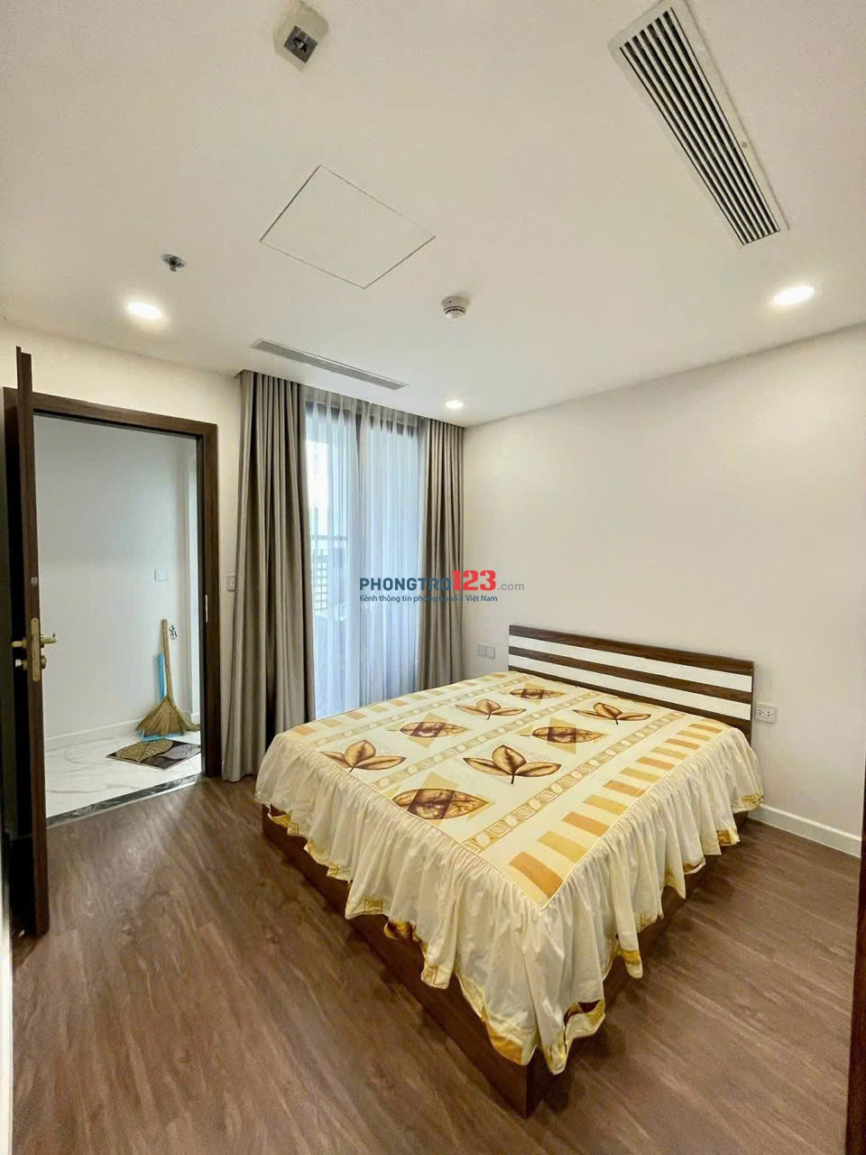 CCCC Hà Đô Centrosa, 3/2, Q10: Nội thất cao cấp, 3p ngủ, 95m2, 23tr