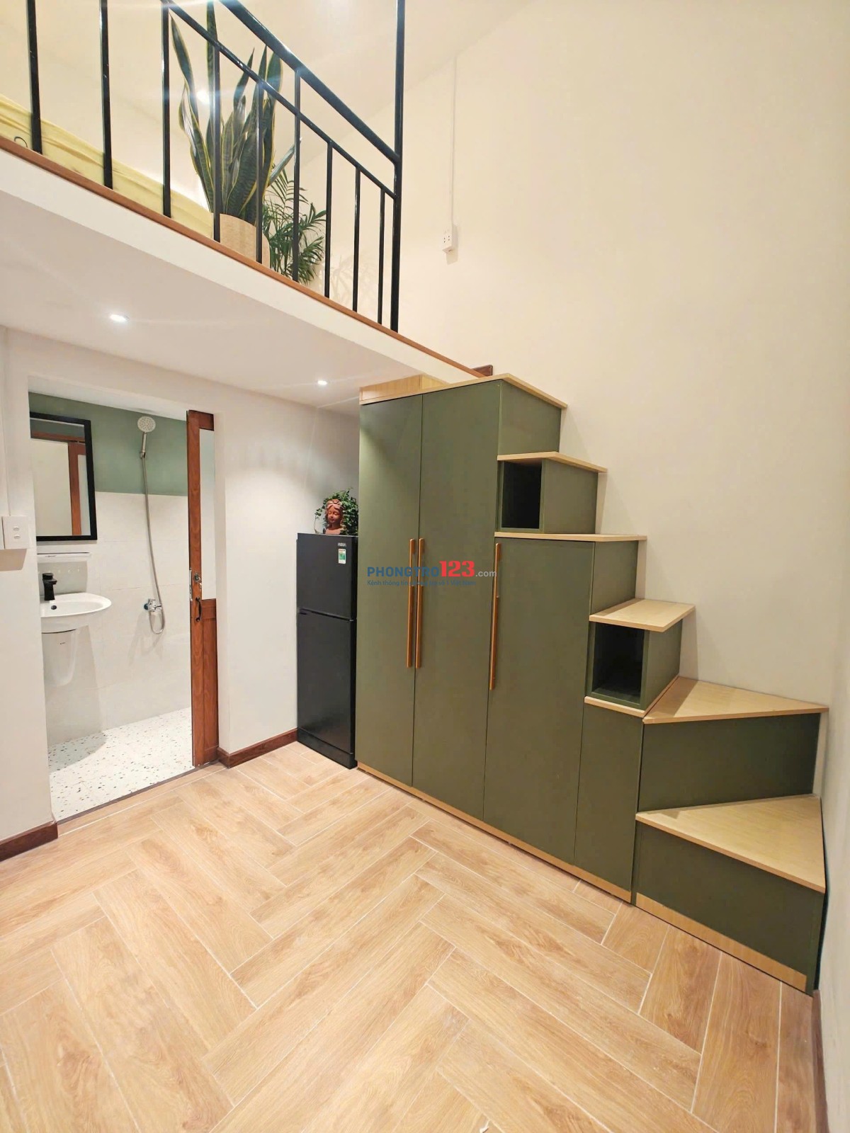 Cho thuê phòng có gác thiết kế hiện - giá tốt, ngay Tô Hiến Thành, Quận 10