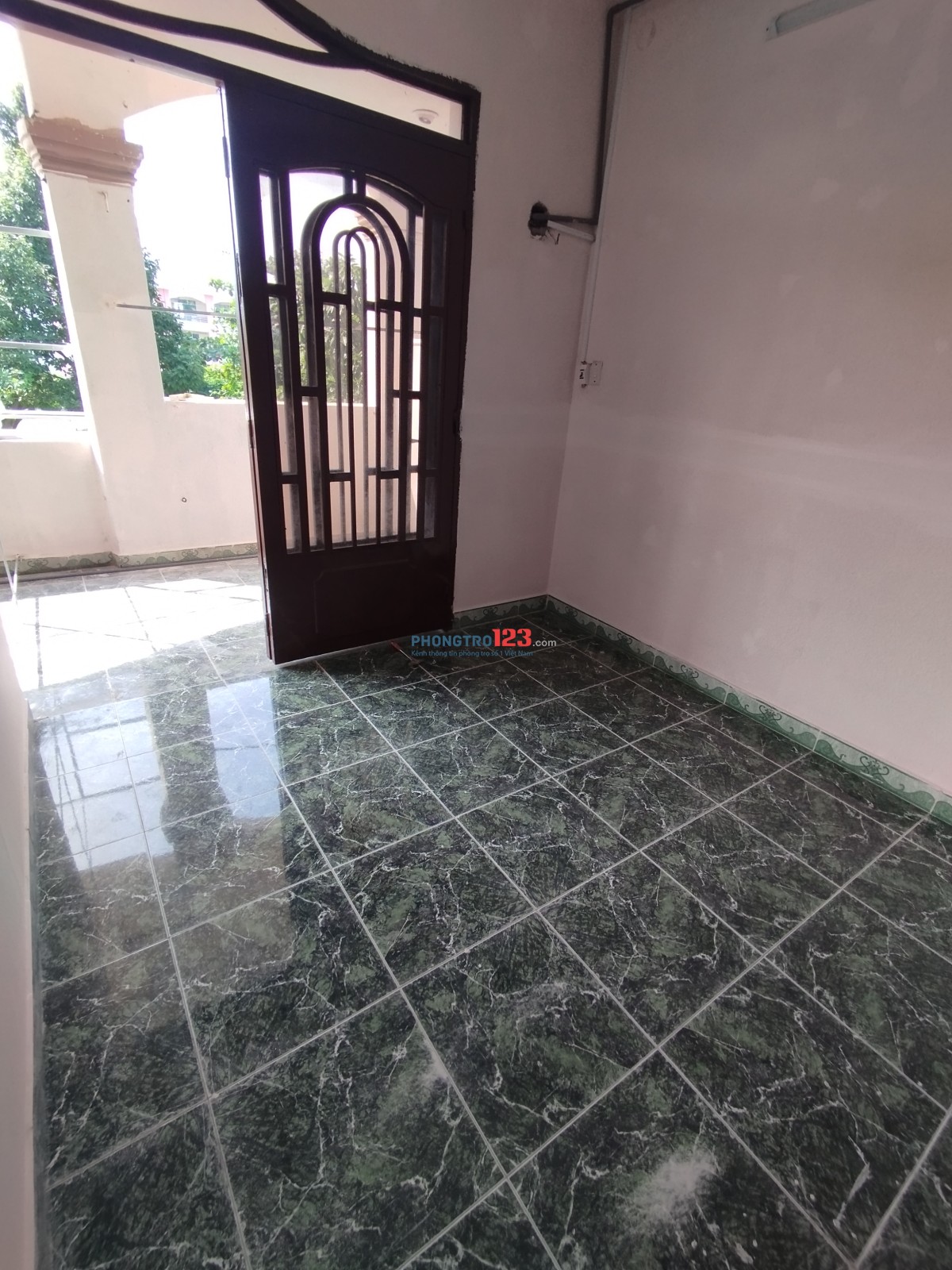 Phòng mới setup có gác máy lạnh. Giá 3 triệu cạnh bến xe Quận 8