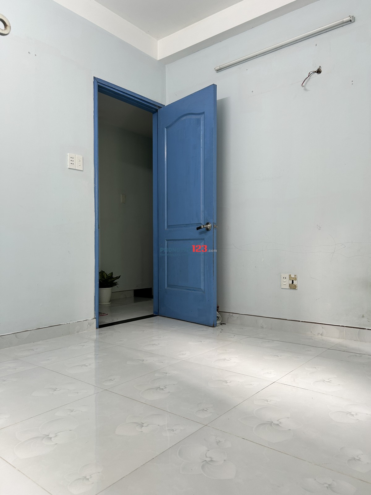 Cho thuê 1PN 25m2 hẻm 352/.Trường Sa Phú Nhuận trong nhà nguyên căn