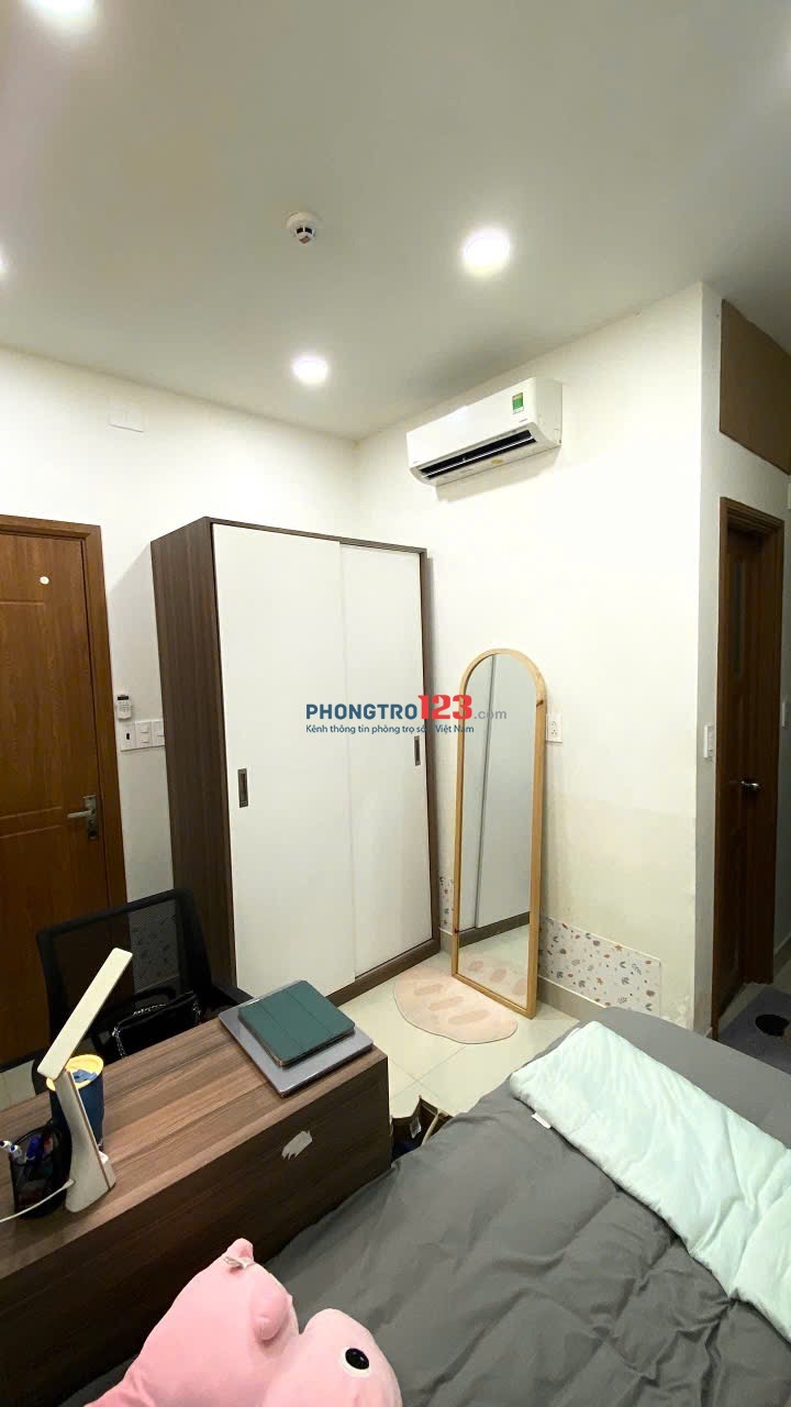 CHO THUÊ PHÒNG CỬA SỔ GẤP NGAY BẠCH ĐẰNG 2p tới sân bay