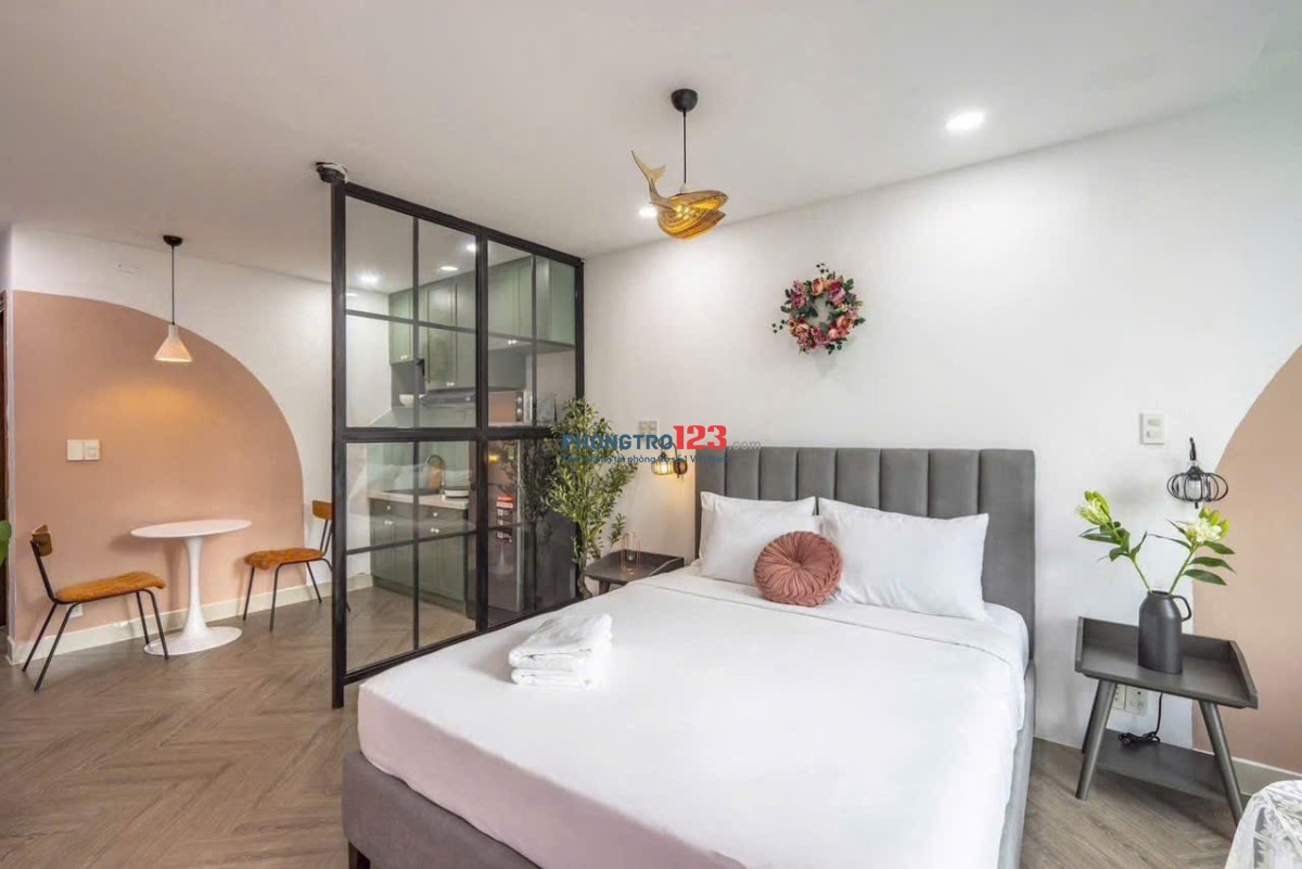 Cho Thuê Căn hộ 1PN Ban Công – Full Nội Thất Cao Cấp – Máy Giặt Riêng – Gần Etown Cộng Hòa