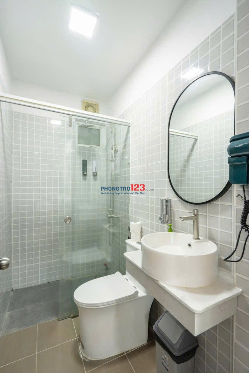 Cho Thuê Căn hộ 1PN Ban Công – Full Nội Thất Cao Cấp – Máy Giặt Riêng – Gần Etown Cộng Hòa