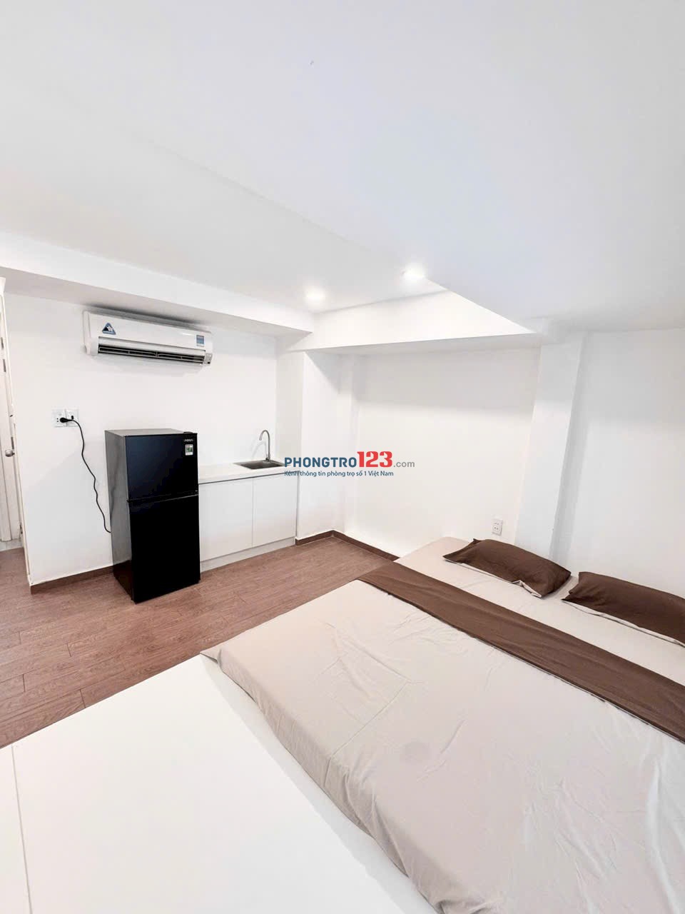 Pass phòng thuê Quận 1 - Chợ Tân Định - thời hạn 1 năm