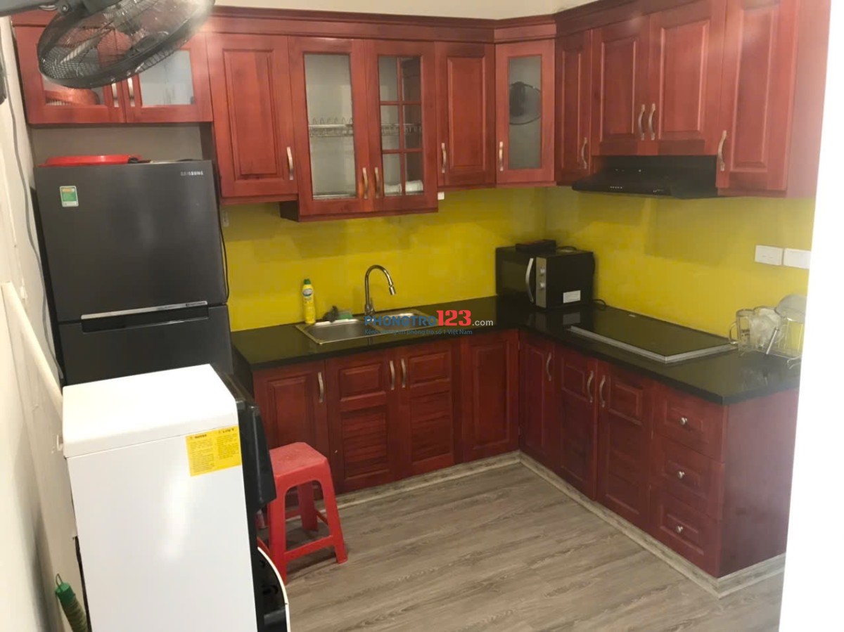 Chính chủ cho thuê căn 1207 tầng 12 tòa 27A2 CC Green star tại 234 Phạm Văn Đồng, 2PN2VS 11.5tr