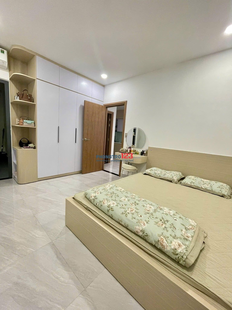 Chung cư Cộng Hoà Garden, P12, Tân Bình: 60m2, 1p ngủ, 10tr5/tháng