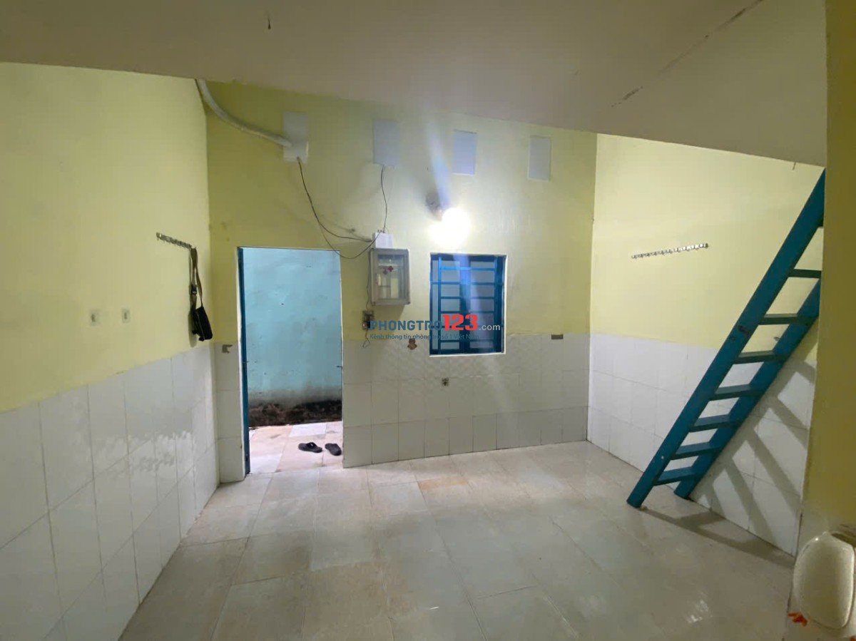 Cho thuê phòng trọ cao cấp máy lạnh đường 21 gần TTTM Gigamall.