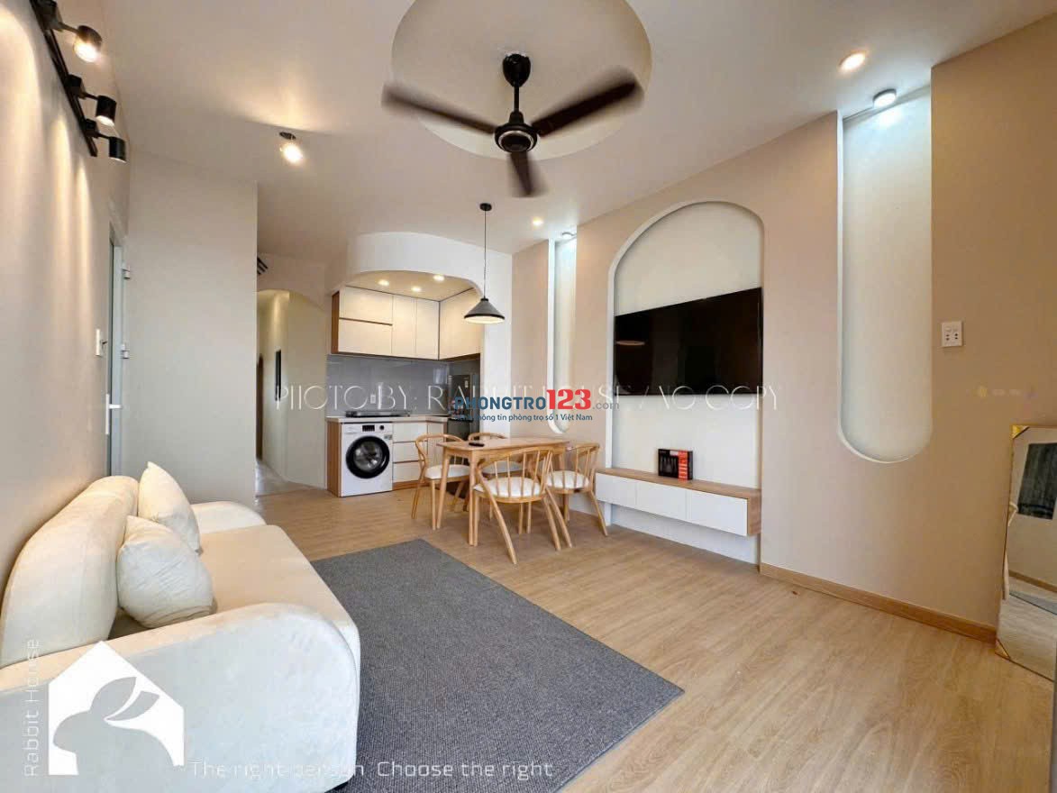 HỆ THỐNG 1PN - STUDIO GẦN ETOWN CỘNG HOÀ THUẬN TIỆN DI CHUYỂN QUA SÂN BAY TÂN SƠN NHẤT