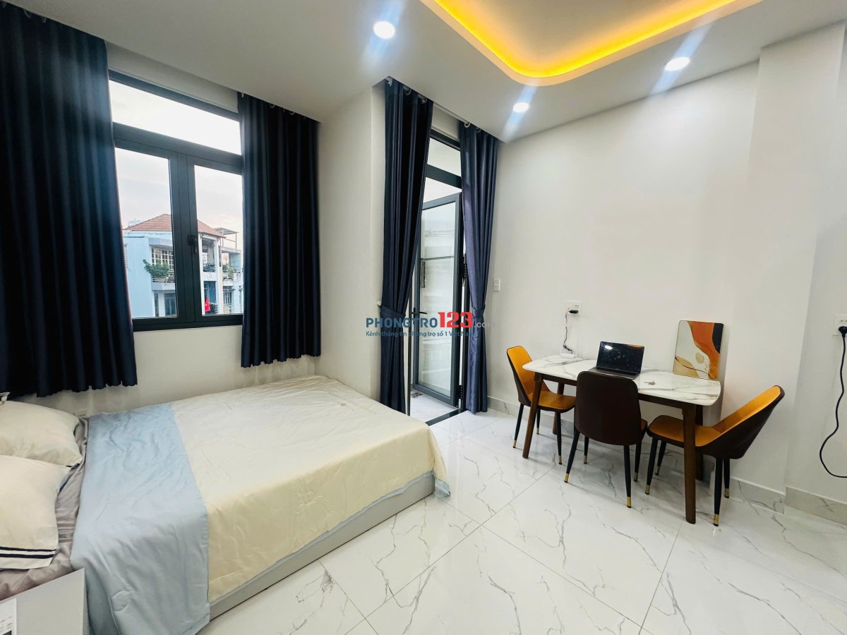 Cho thuê căn hộ dịch vụ 40m2 full nội thất có ban công Gần ngã tư Phú Nhuận
