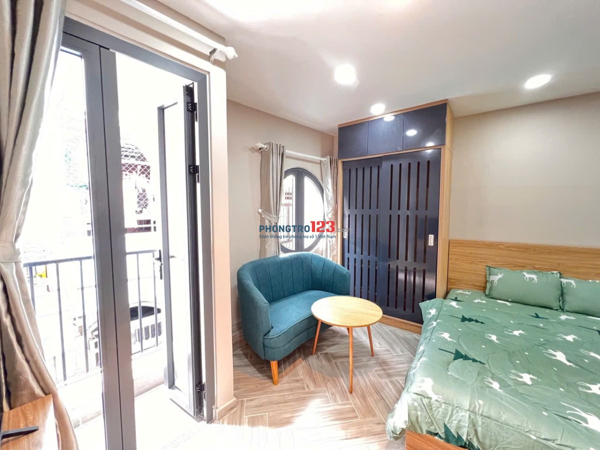 CĂN HỘ BAN CÔNG, CỬA SỔ LỚN - GẦN PHAN ĐĂNG LƯU - GIÁP Q1, PHÚ NHUẬN