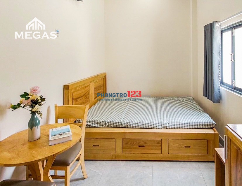 Phòng gác cửa sổ thoáng, 2 chỗ ngủ giá rẻ gần cầu Phú Mỹ, KCX Tân Thuận